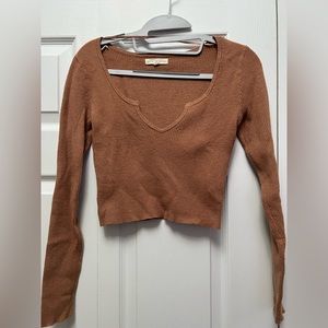 Pink tanish long sleeve crop top
